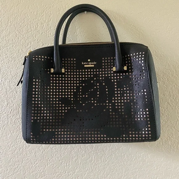 Kate Spade Black Pink Rose Floral Lasercut Leather Clarise Bag - Picture 1 of 7